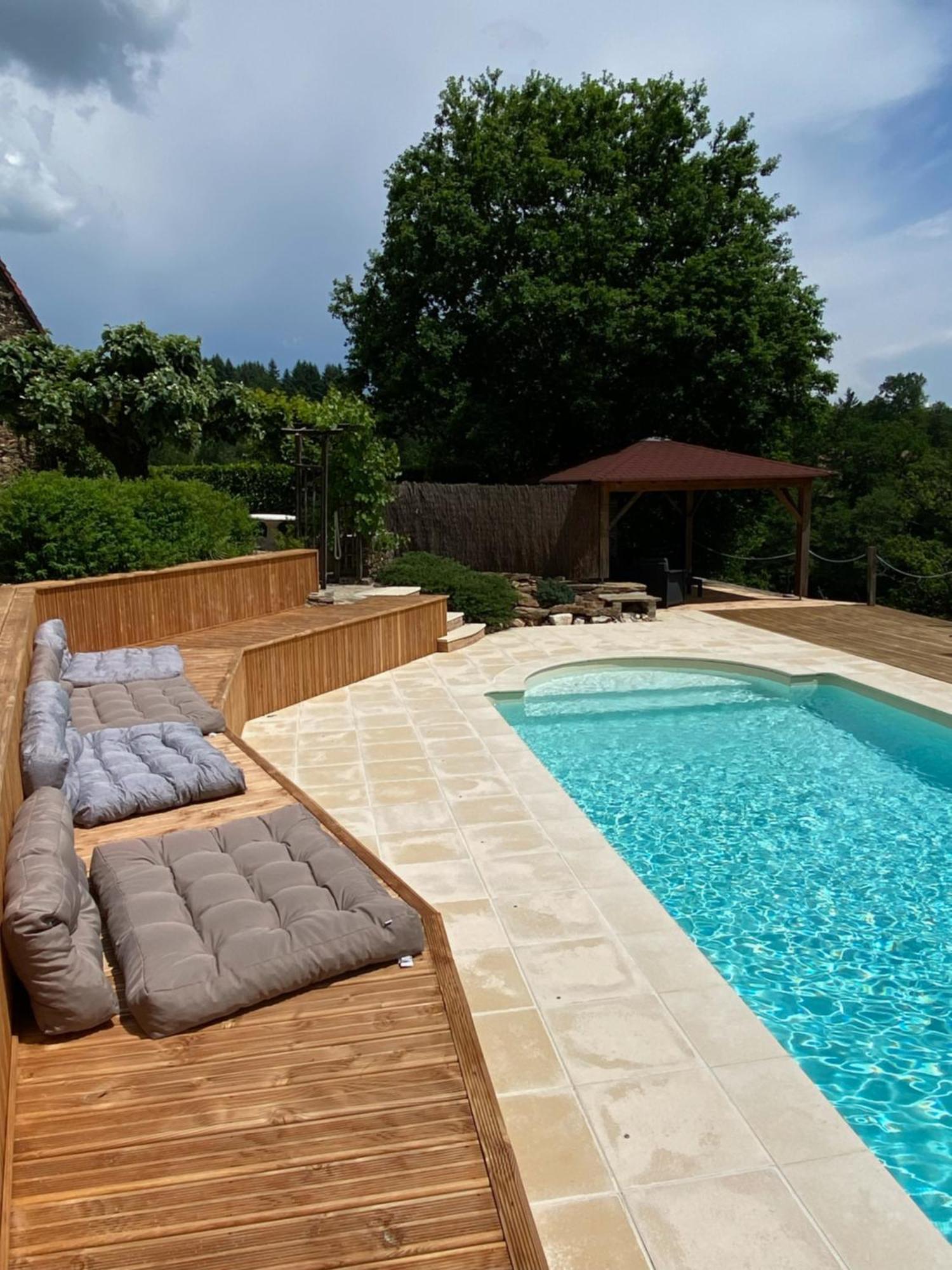 Bed and Breakfast Veyrinas 43 Saint-Yrieix-la-Perche Exterior foto